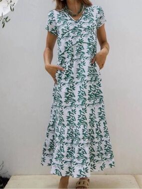 NWT Ex Voto The Meg Green Floral Maxi Dress Size Large